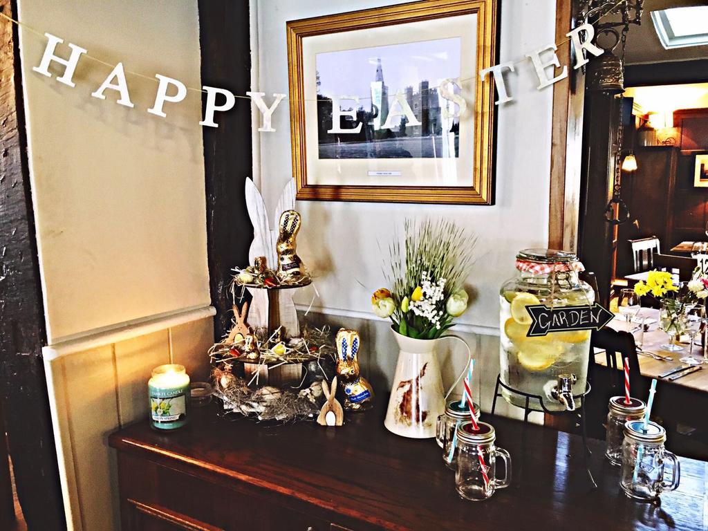 The Lion Hotel Buckden  Екстер'єр фото