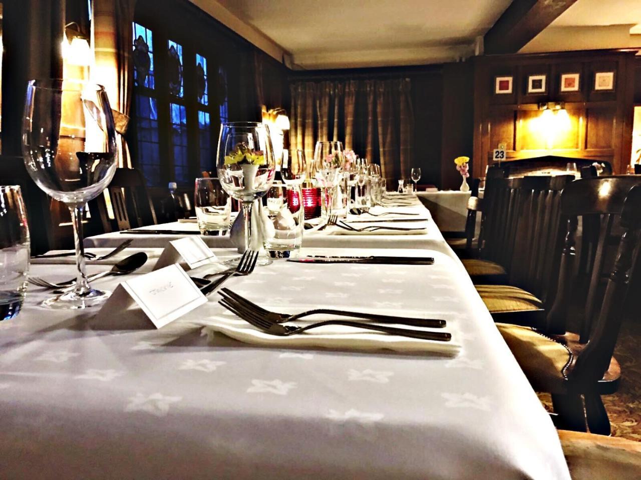 The Lion Hotel Buckden  Екстер'єр фото